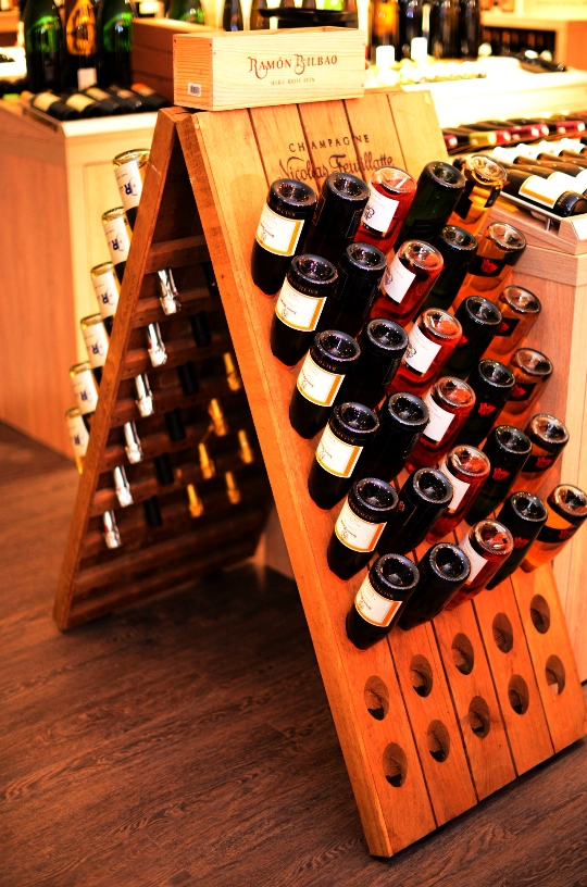 Weinaufsteller Vinothek Berlin 